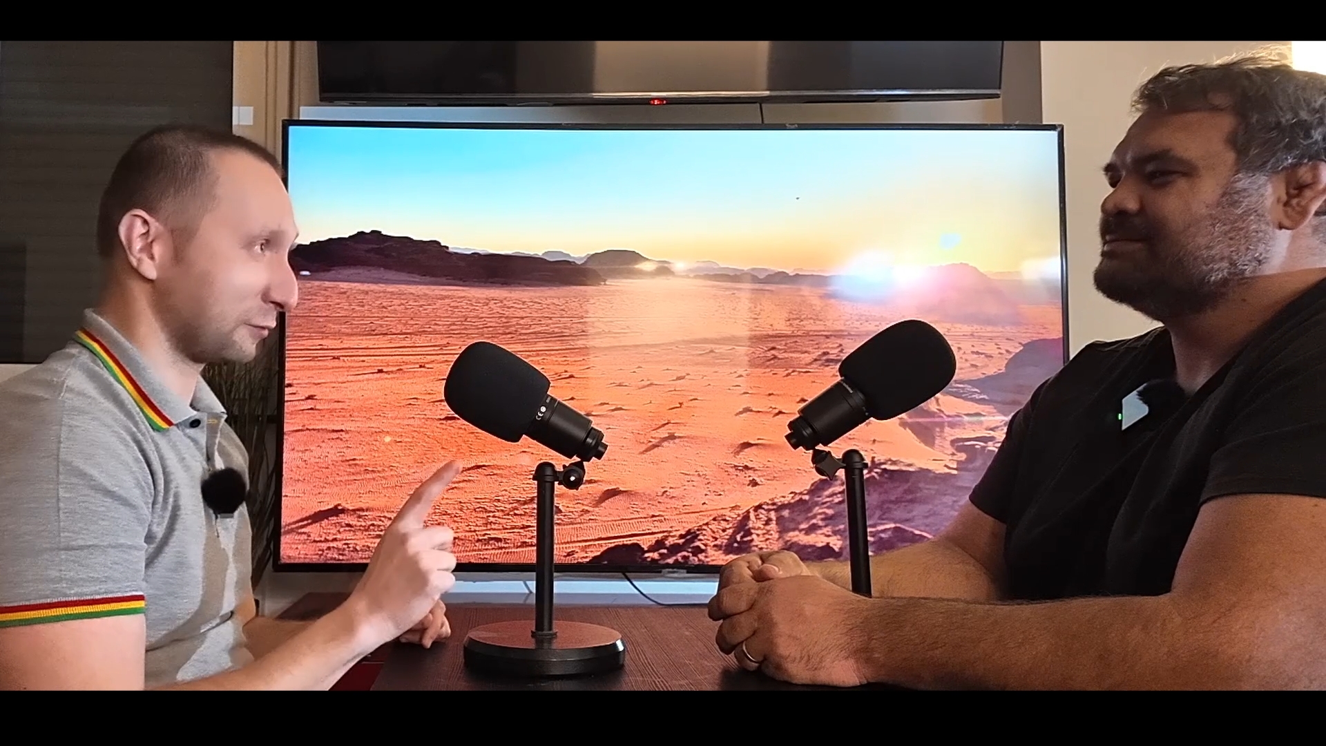 Nu ai nevoie de certitudini ca să fii demn. Ai nevoie de busolă. Redu anxietatea în favoarea prezenței: închide feed-ul, deschide o carte, sună un prieten, fă ceva concret pentru echipa ta. Economia urcă și coboară, bursele clipesc, politicul se ceartă — dar caracterul rămâne investiția cu randament compus. Alege să fii util, să creezi valoare, să construiești comunitate. Adevăr > alarmă. Proces > promisiune. Omenie > oportunism.